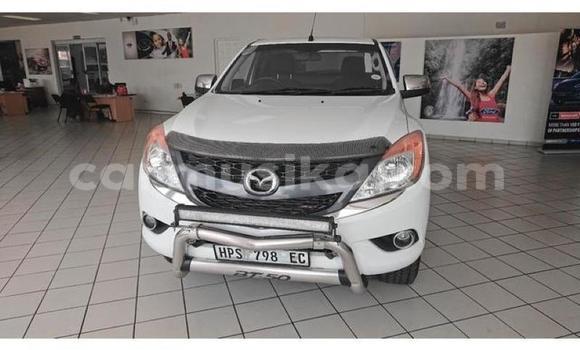 Acheter Occasion Voiture Mazda BT-50 Blanc à Bulawayo, Bulawayo Acheter Occasion Voiture Mazda BT-50 Blanc à Bulawayo, Bulawayo