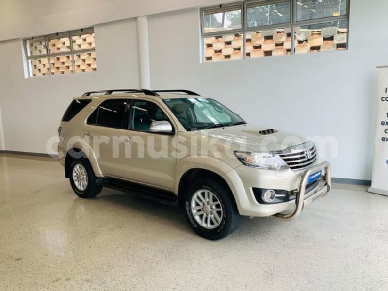 Big with watermark toyota fortuner matabeleland south beitbridge 25939