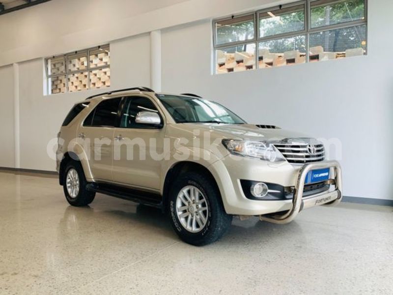 Big with watermark toyota fortuner matabeleland south beitbridge 25939