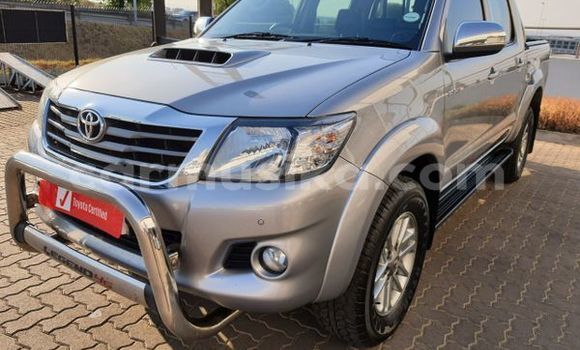 Buy Used Toyota Hilux Silver Car in Beitbridge in Matabeleland South Buy Used Toyota Hilux Silver Car in Beitbridge in Matabeleland South
