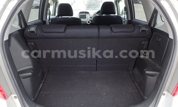 Buy Used Honda Fit Silver Car in Beitbridge in Matabeleland South Buy Used Honda Fit Silver Car in Beitbridge in Matabeleland South