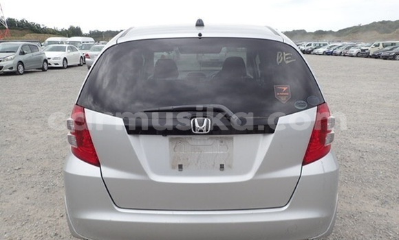 Buy Used Honda Fit Silver Car in Beitbridge in Matabeleland South Buy Used Honda Fit Silver Car in Beitbridge in Matabeleland South