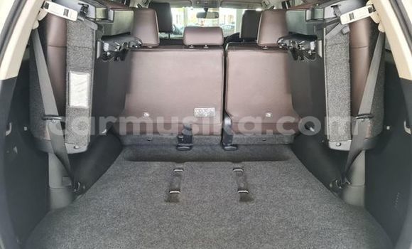 Acheter Occasion Voiture Toyota Fortuner Blanc à Beitbridge, Matabeleland South Acheter Occasion Voiture Toyota Fortuner Blanc à Beitbridge, Matabeleland South