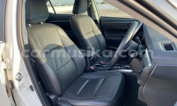 Acheter Occasion Voiture Toyota Corolla Blanc à Beitbridge, Matabeleland South Acheter Occasion Voiture Toyota Corolla Blanc à Beitbridge, Matabeleland South