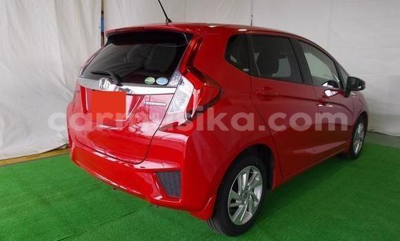 Tenga Tsaru Honda Fit Tsvuku Mota in Avondale in Harare Tenga Tsaru Honda Fit Tsvuku Mota in Avondale in Harare