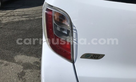 Buy Used Daihatsu MAX White Car in Beitbridge in Matabeleland South Buy Used Daihatsu MAX White Car in Beitbridge in Matabeleland South