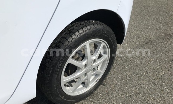 Buy Used Daihatsu MAX White Car in Beitbridge in Matabeleland South Buy Used Daihatsu MAX White Car in Beitbridge in Matabeleland South