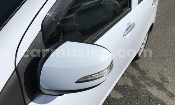 Buy Used Daihatsu MAX White Car in Beitbridge in Matabeleland South Buy Used Daihatsu MAX White Car in Beitbridge in Matabeleland South