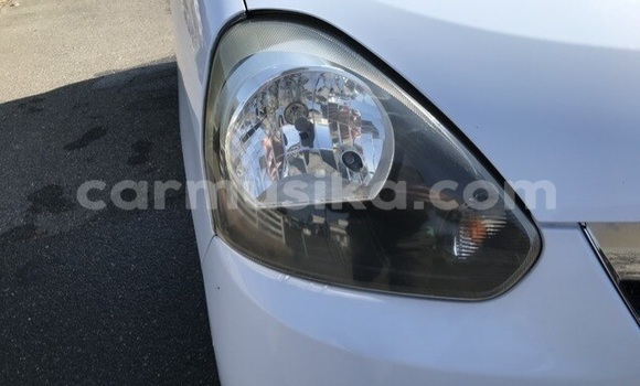 Buy Used Daihatsu MAX White Car in Beitbridge in Matabeleland South Buy Used Daihatsu MAX White Car in Beitbridge in Matabeleland South