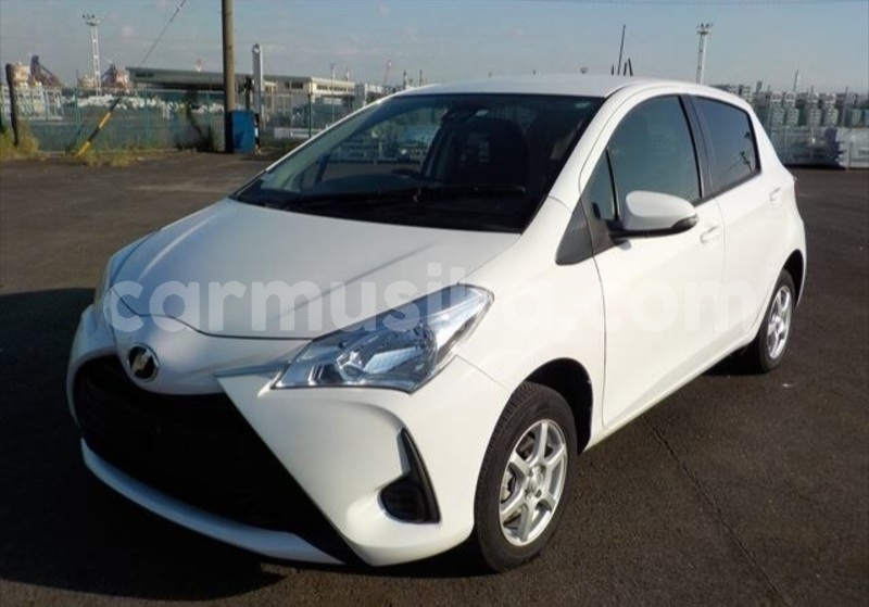 Big with watermark toyota vitz matabeleland south beitbridge 25966