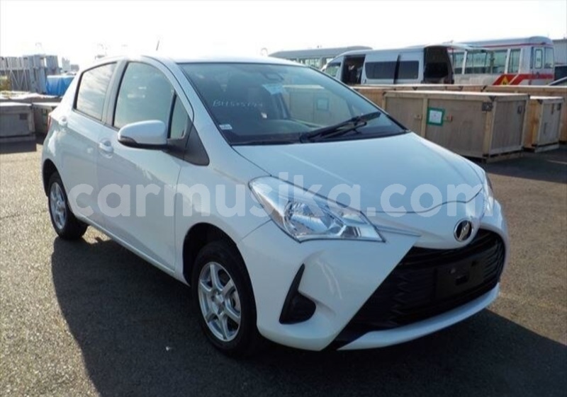 Big with watermark toyota vitz matabeleland south beitbridge 25966