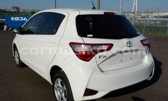 Buy Used Toyota Vitz White Car in Beitbridge in Matabeleland South Buy Used Toyota Vitz White Car in Beitbridge in Matabeleland South