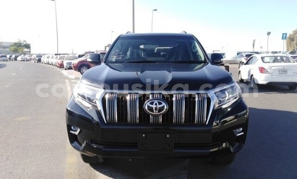 Nunua Ilio tumika Toyota Land Cruiser Prado Nyeusi Gari ndani ya Beitbridge nchini Matabeleland Kusini Nunua Ilio tumika Toyota Land Cruiser Prado Nyeusi Gari ndani ya Beitbridge nchini Matabeleland Kusini