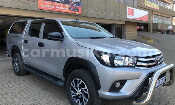 Buy Used Toyota Hilux Silver Car in Beitbridge in Matabeleland South Buy Used Toyota Hilux Silver Car in Beitbridge in Matabeleland South