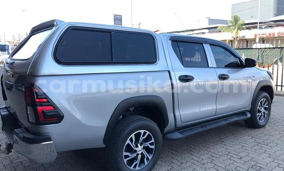 Buy Used Toyota Hilux Silver Car in Beitbridge in Matabeleland South Buy Used Toyota Hilux Silver Car in Beitbridge in Matabeleland South