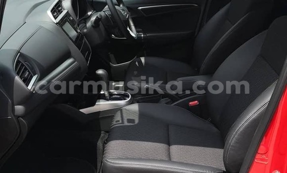 Acheter Occasion Voiture Honda Fit Rouge à Beitbridge, Matabeleland South Acheter Occasion Voiture Honda Fit Rouge à Beitbridge, Matabeleland South