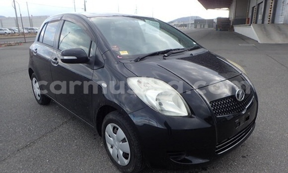 Acheter Occasion Voiture Toyota Vitz Bleu à Beitbridge, Matabeleland South