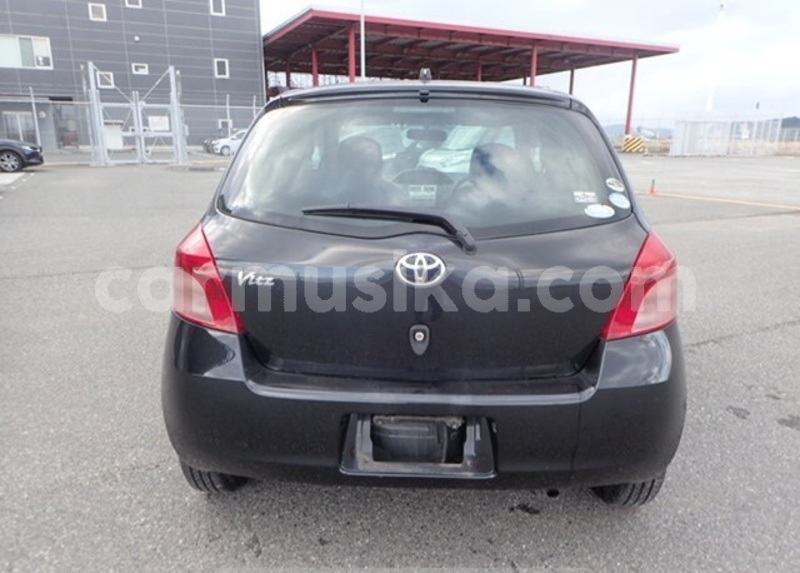 Big with watermark toyota vitz matabeleland south beitbridge 25982