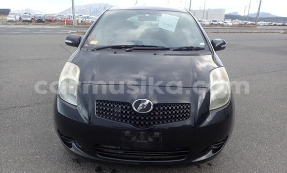 Tenga Tsaru Toyota Vitz Bhuruu Mota in Beitbridge in Matabeleland South Tenga Tsaru Toyota Vitz Bhuruu Mota in Beitbridge in Matabeleland South