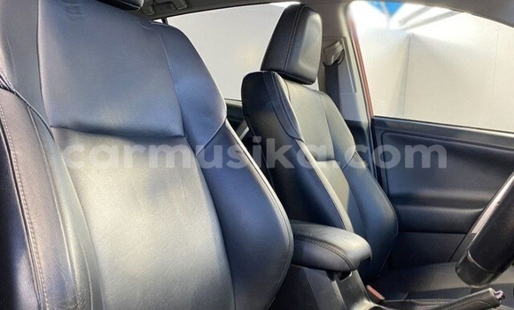 Buy Used Toyota RAV4 Red Car in Beitbridge in Matabeleland South Buy Used Toyota RAV4 Red Car in Beitbridge in Matabeleland South