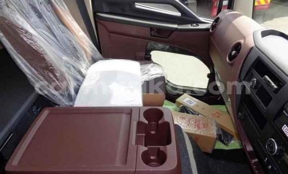 Acheter Import Utilitaire Hino Ranger Blanc à Beitbridge, Matabeleland South Acheter Import Utilitaire Hino Ranger Blanc à Beitbridge, Matabeleland South