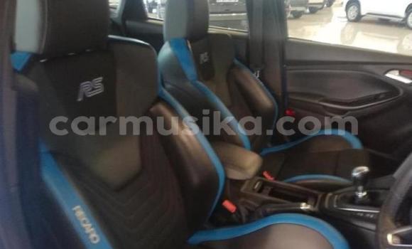 Acheter Occasion Voiture Ford Focus RS Bleu à Beitbridge, Matabeleland South Acheter Occasion Voiture Ford Focus RS Bleu à Beitbridge, Matabeleland South