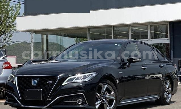 Nunua Ilio tumika Toyota Crown Nyeusi Gari ndani ya Beitbridge nchini Matabeleland Kusini