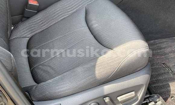 Tenga Tsaru Toyota Crown Nhema Mota in Beitbridge in Matabeleland South Tenga Tsaru Toyota Crown Nhema Mota in Beitbridge in Matabeleland South