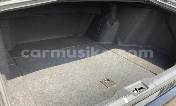 Tenga Tsaru Toyota Crown Nhema Mota in Beitbridge in Matabeleland South Tenga Tsaru Toyota Crown Nhema Mota in Beitbridge in Matabeleland South