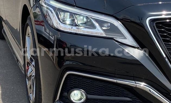 Tenga Tsaru Toyota Crown Nhema Mota in Beitbridge in Matabeleland South Tenga Tsaru Toyota Crown Nhema Mota in Beitbridge in Matabeleland South