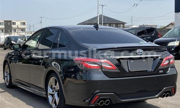 Tenga Tsaru Toyota Crown Nhema Mota in Beitbridge in Matabeleland South Tenga Tsaru Toyota Crown Nhema Mota in Beitbridge in Matabeleland South