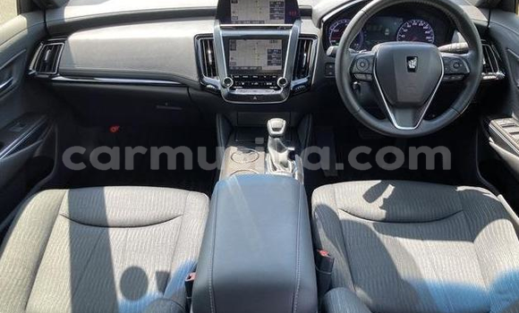 Tenga Tsaru Toyota Crown Nhema Mota in Beitbridge in Matabeleland South Tenga Tsaru Toyota Crown Nhema Mota in Beitbridge in Matabeleland South