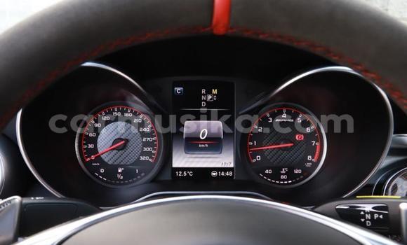 Acheter Import Voiture Mercedes‒Benz C-klasse AMG Blanc à Beitbridge, Matabeleland South Acheter Import Voiture Mercedes‒Benz C-klasse AMG Blanc à Beitbridge, Matabeleland South