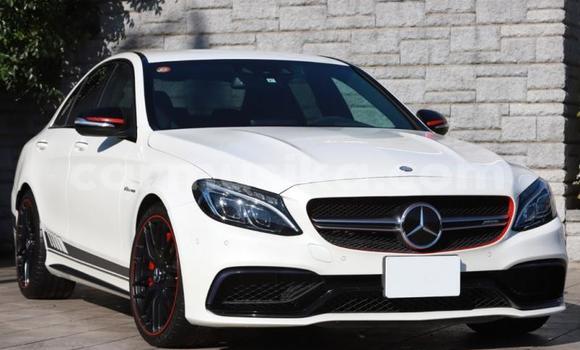 Acheter Import Voiture Mercedes‒Benz C-klasse AMG Blanc à Beitbridge, Matabeleland South Acheter Import Voiture Mercedes‒Benz C-klasse AMG Blanc à Beitbridge, Matabeleland South