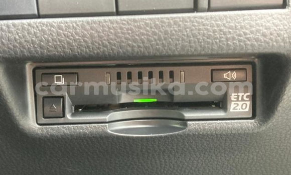 Acheter Import Voiture Toyota Harrier Noir à Beitbridge, Matabeleland South Acheter Import Voiture Toyota Harrier Noir à Beitbridge, Matabeleland South