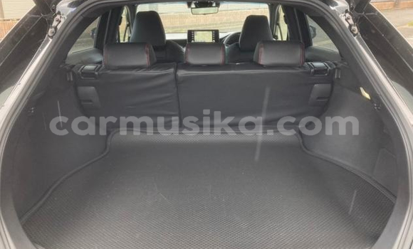 Acheter Import Voiture Toyota Harrier Noir à Beitbridge, Matabeleland South Acheter Import Voiture Toyota Harrier Noir à Beitbridge, Matabeleland South