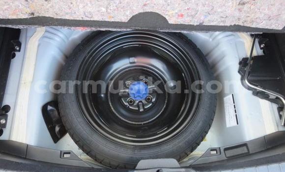 Acheter Import Voiture Toyota Vitz Blanc à Beitbridge, Matabeleland South Acheter Import Voiture Toyota Vitz Blanc à Beitbridge, Matabeleland South