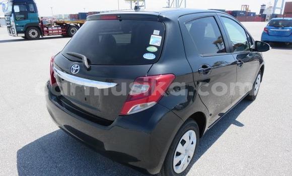 Acheter Import Voiture Toyota Vitz Autre à Beitbridge, Matabeleland South Acheter Import Voiture Toyota Vitz Autre à Beitbridge, Matabeleland South