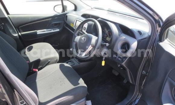 Acheter Import Voiture Toyota Vitz Autre à Beitbridge, Matabeleland South Acheter Import Voiture Toyota Vitz Autre à Beitbridge, Matabeleland South