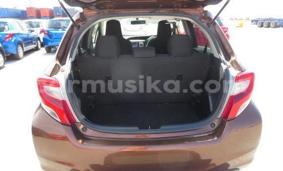 Acheter Import Voiture Toyota Vitz Autre à Beitbridge, Matabeleland South Acheter Import Voiture Toyota Vitz Autre à Beitbridge, Matabeleland South