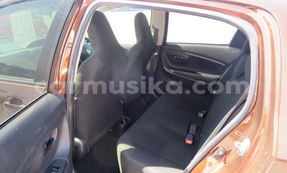 Acheter Import Voiture Toyota Vitz Autre à Beitbridge, Matabeleland South Acheter Import Voiture Toyota Vitz Autre à Beitbridge, Matabeleland South