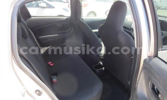 Acheter Import Voiture Toyota Vitz Autre à Beitbridge, Matabeleland South Acheter Import Voiture Toyota Vitz Autre à Beitbridge, Matabeleland South