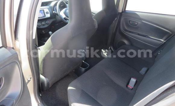 Acheter Import Voiture Toyota Vitz Autre à Beitbridge, Matabeleland South Acheter Import Voiture Toyota Vitz Autre à Beitbridge, Matabeleland South