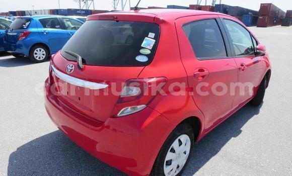 Acheter Import Voiture Toyota Vitz Autre à Beitbridge, Matabeleland South Acheter Import Voiture Toyota Vitz Autre à Beitbridge, Matabeleland South