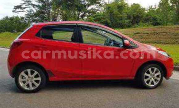 Acheter Occasion Voiture Mazda 2 Rouge à Beitbridge, Matabeleland South Acheter Occasion Voiture Mazda 2 Rouge à Beitbridge, Matabeleland South