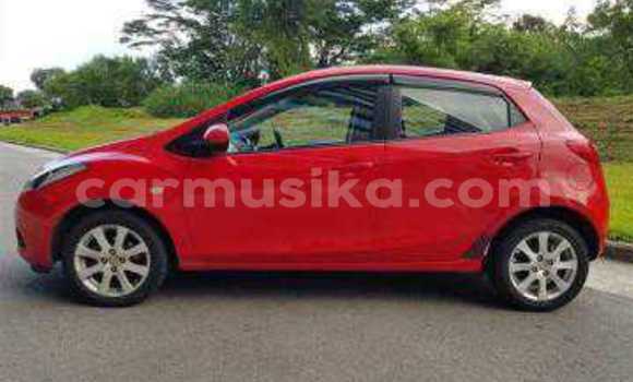 Acheter Occasion Voiture Mazda 2 Rouge à Beitbridge, Matabeleland South Acheter Occasion Voiture Mazda 2 Rouge à Beitbridge, Matabeleland South