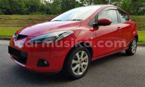 Acheter Occasion Voiture Mazda 2 Rouge à Beitbridge, Matabeleland South Acheter Occasion Voiture Mazda 2 Rouge à Beitbridge, Matabeleland South