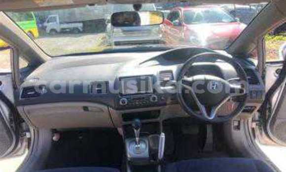 Tenga Tsaru Honda Civic Sirivha Mota in Beitbridge in Matabeleland South Tenga Tsaru Honda Civic Sirivha Mota in Beitbridge in Matabeleland South