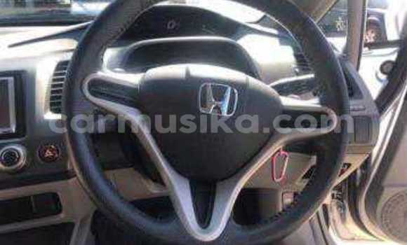 Tenga Tsaru Honda Civic Sirivha Mota in Beitbridge in Matabeleland South Tenga Tsaru Honda Civic Sirivha Mota in Beitbridge in Matabeleland South
