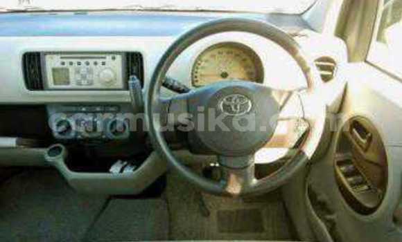 Tenga Tsaru Toyota Passo Sirivha Mota in Beitbridge in Matabeleland South Tenga Tsaru Toyota Passo Sirivha Mota in Beitbridge in Matabeleland South